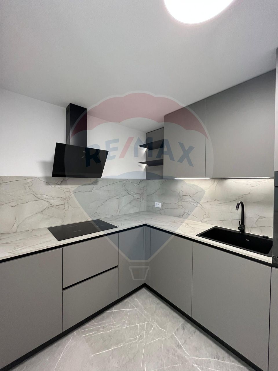 One Lake Club | Apartament nou | Living mobilabil la cerere