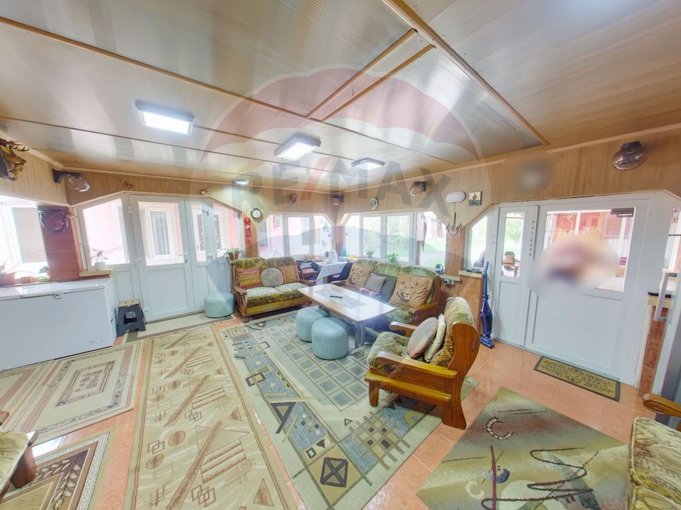 16 room House / Villa for sale, Est area