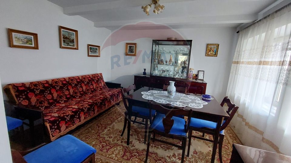 4 room House / Villa for sale