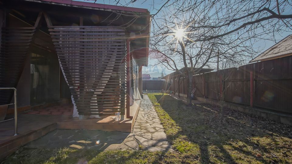 6 room House / Villa for sale