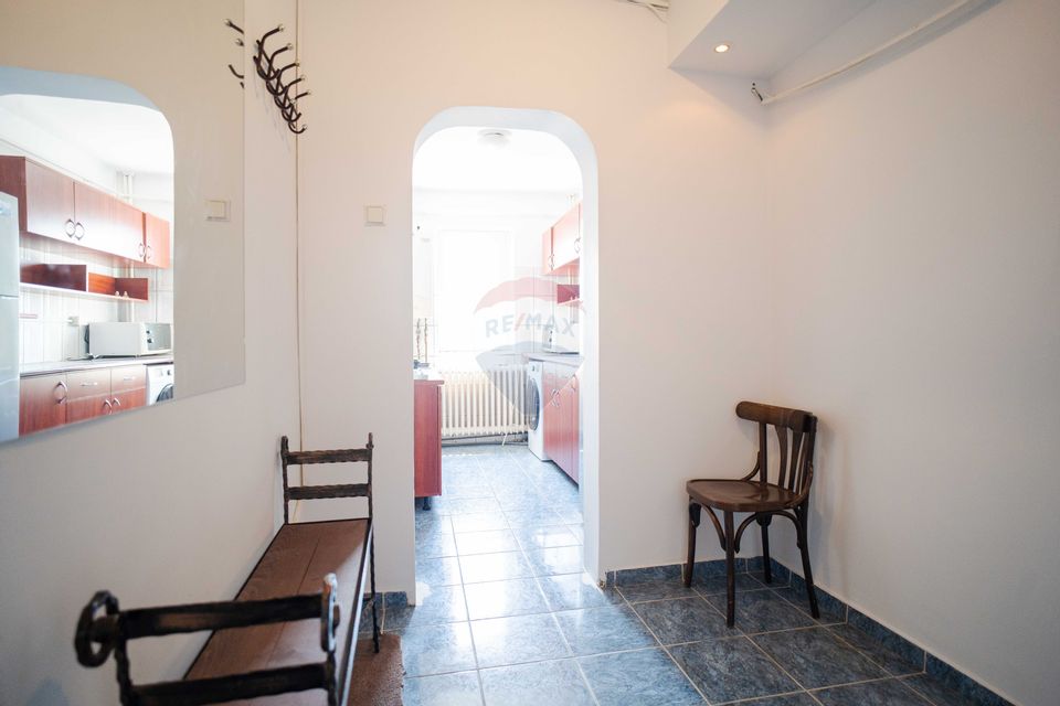 Apartament de închiriat cu 2 camere – Podu Roș - Bld. Socola