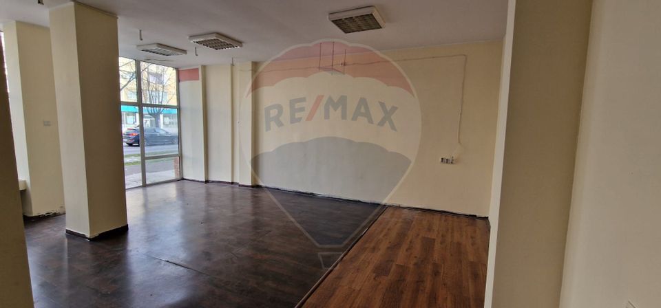 Spațiu comercial zona Narcisa 100mp, STRADAL, VITRANA 7ML