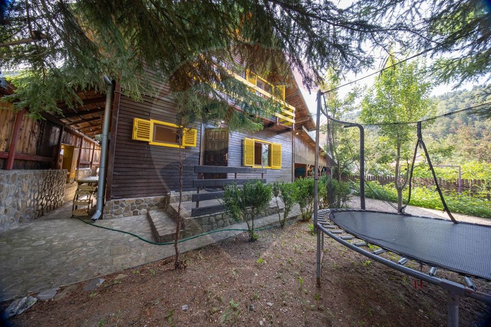 Casă de vacantă , in mijlocul naturii!