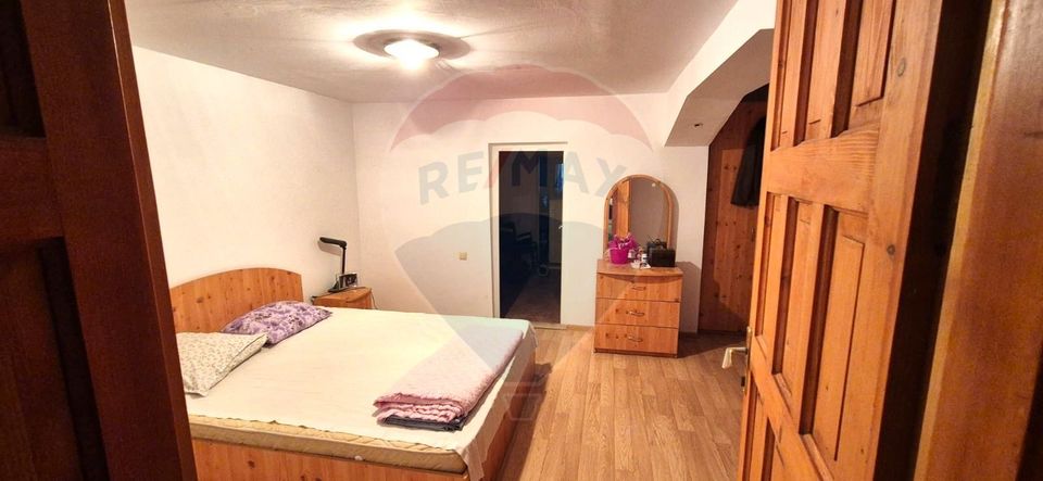 Casa individuala  6 camere de vanzare in Clinceni teren 1000mp