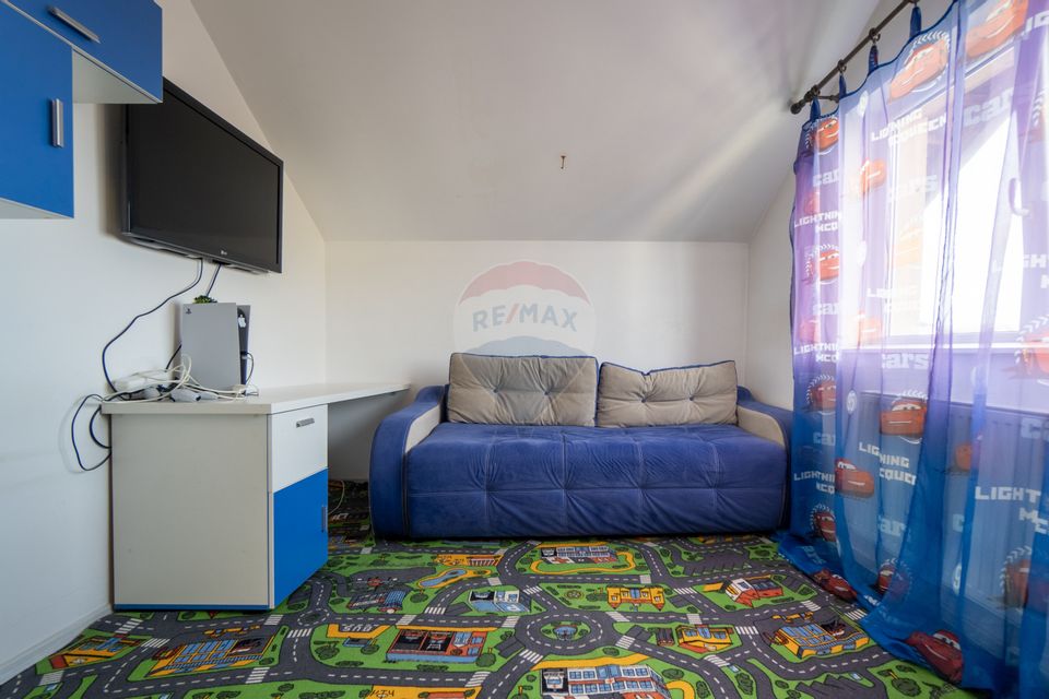 4 room House / Villa for sale