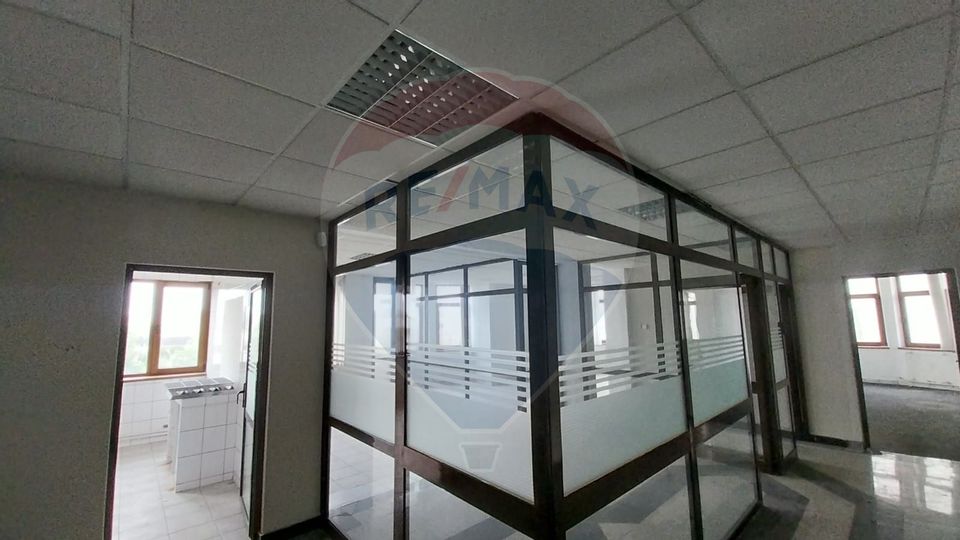 806sq.m Office Space for rent, P-ta Ovidiu area