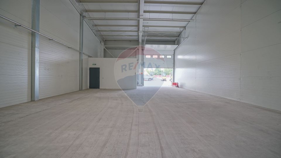 360sq.m Industrial Space for rent, Periferie area