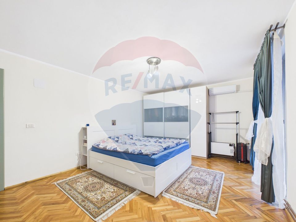 7 room House / Villa for sale