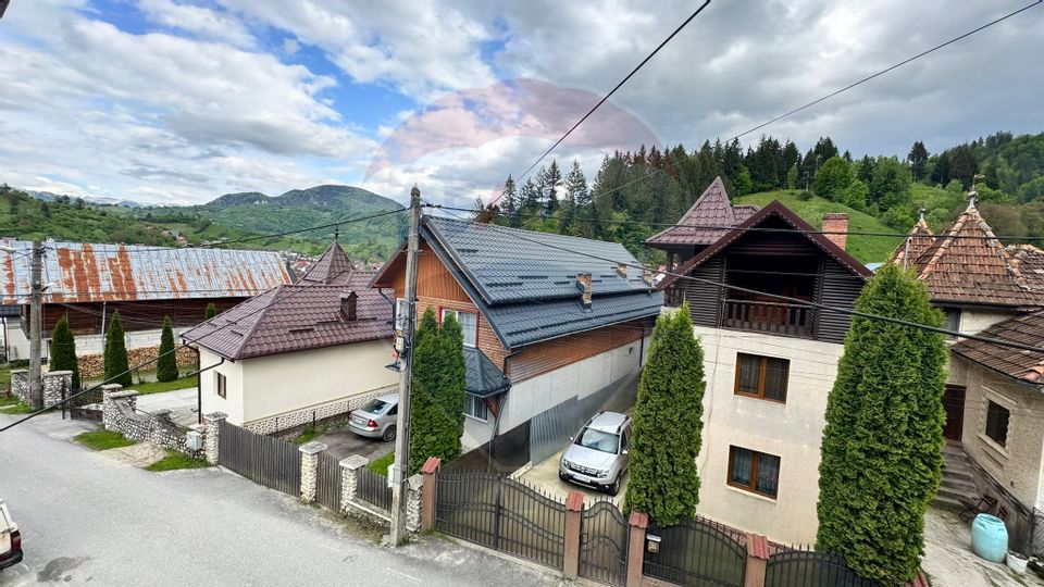 9 room House / Villa for sale