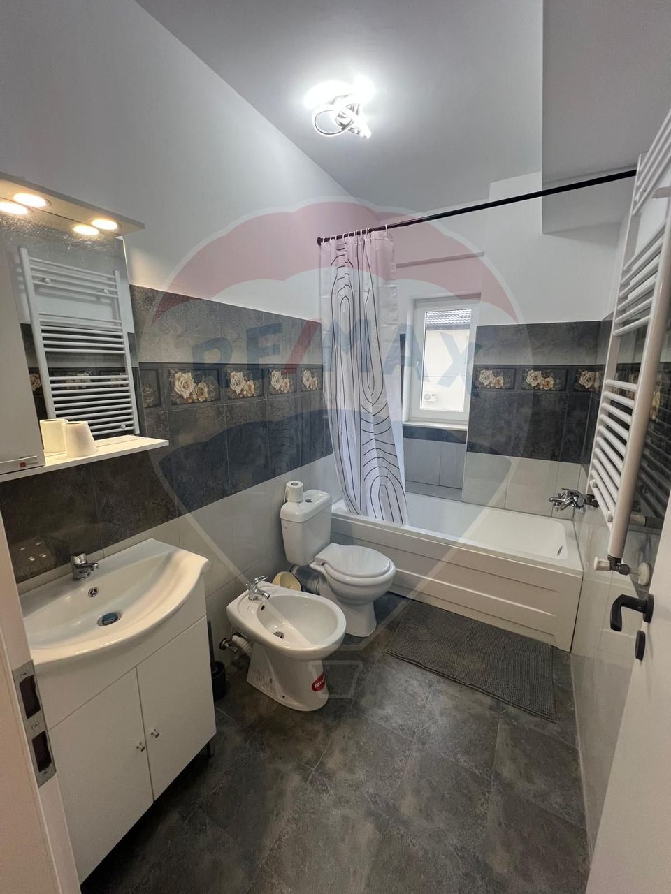 Apartament 1 camera Comisia Centrala