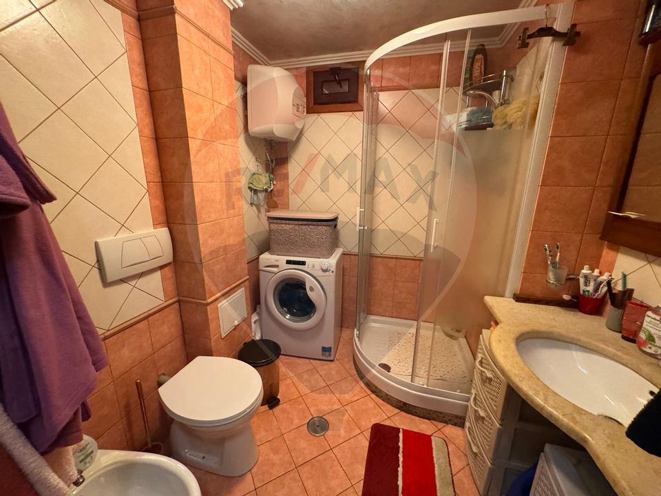 Apartament cu 3 camere in Dumitresti