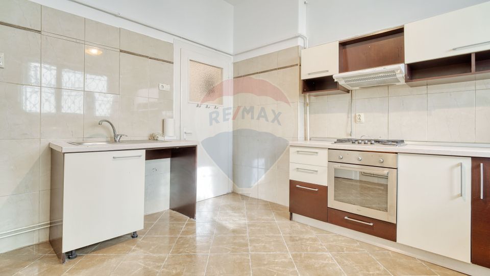 4 room Apartment for rent, Centrul Istoric area