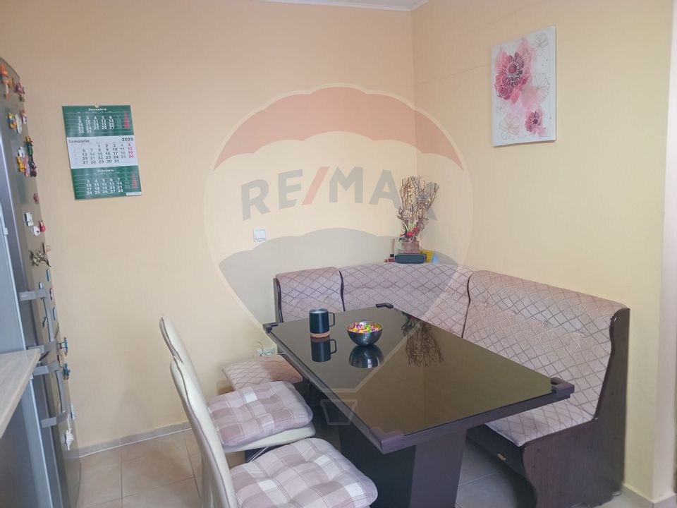 4 room House / Villa for sale