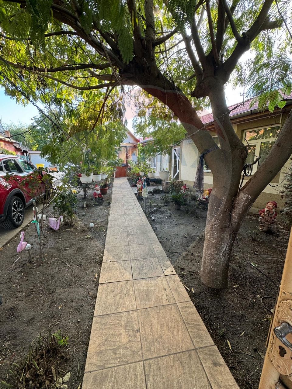 6 room House / Villa for sale, Sud area