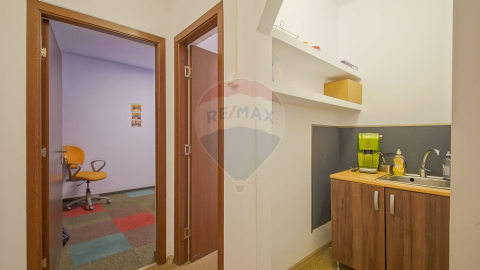 122sq.m Office Space for sale, Astra area