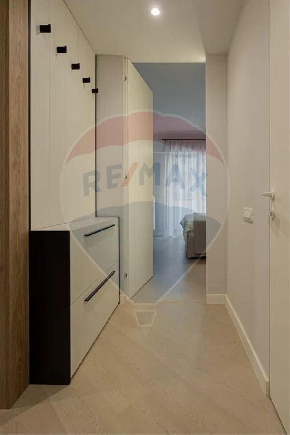 Apartament cu 2 camere de închiriat în zona Pipera