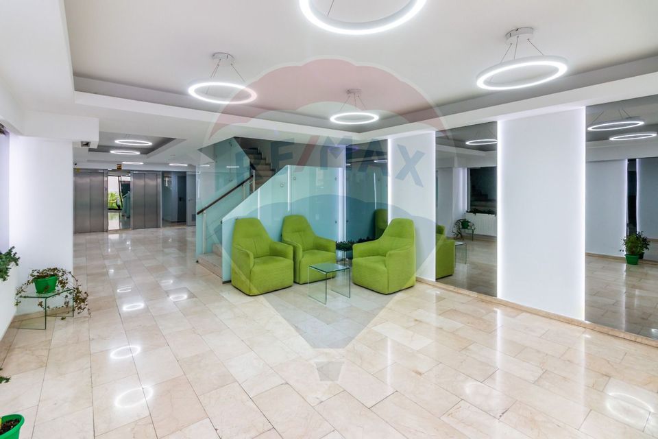 Apartament 3 camere de închiriat în Pipera, loc parcare, terasa 95mp