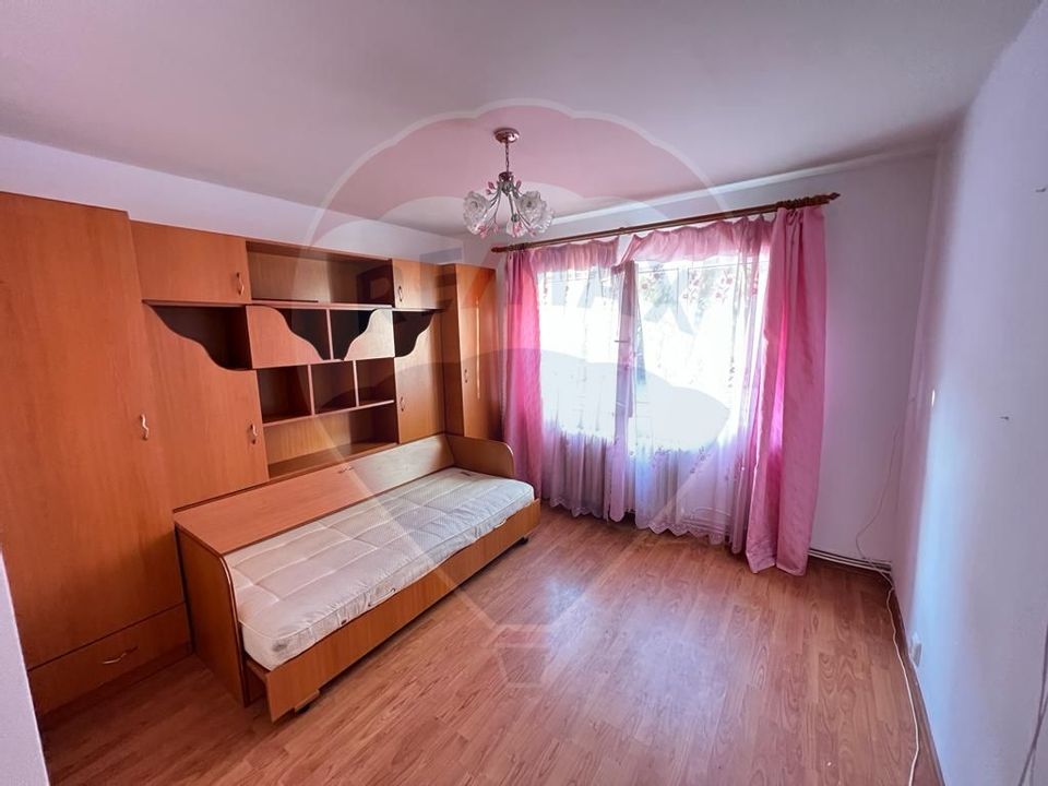 Apartament cu 2 camere de închiriat, pe strada Vlad Țepeș