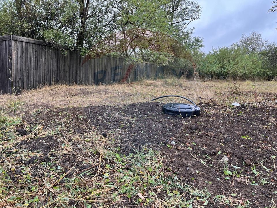 Land 1,700sqm Polcesti / Strada Crângului