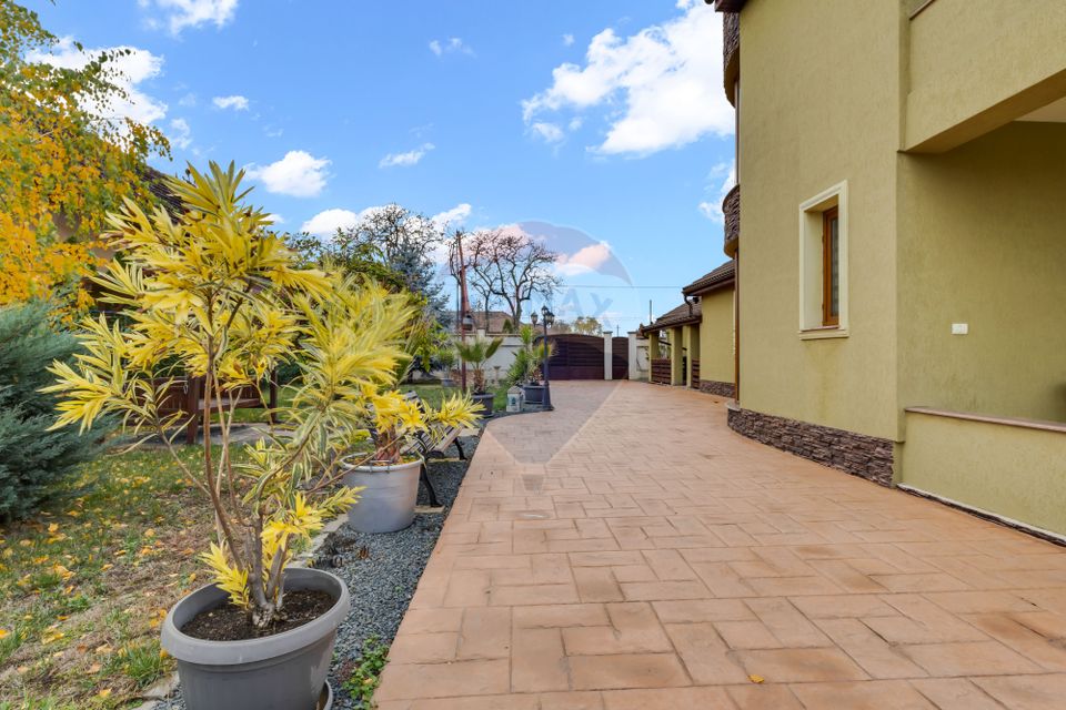 6 room House / Villa for sale