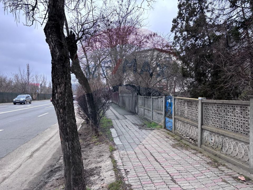 Land 661sqm Strada Jiului