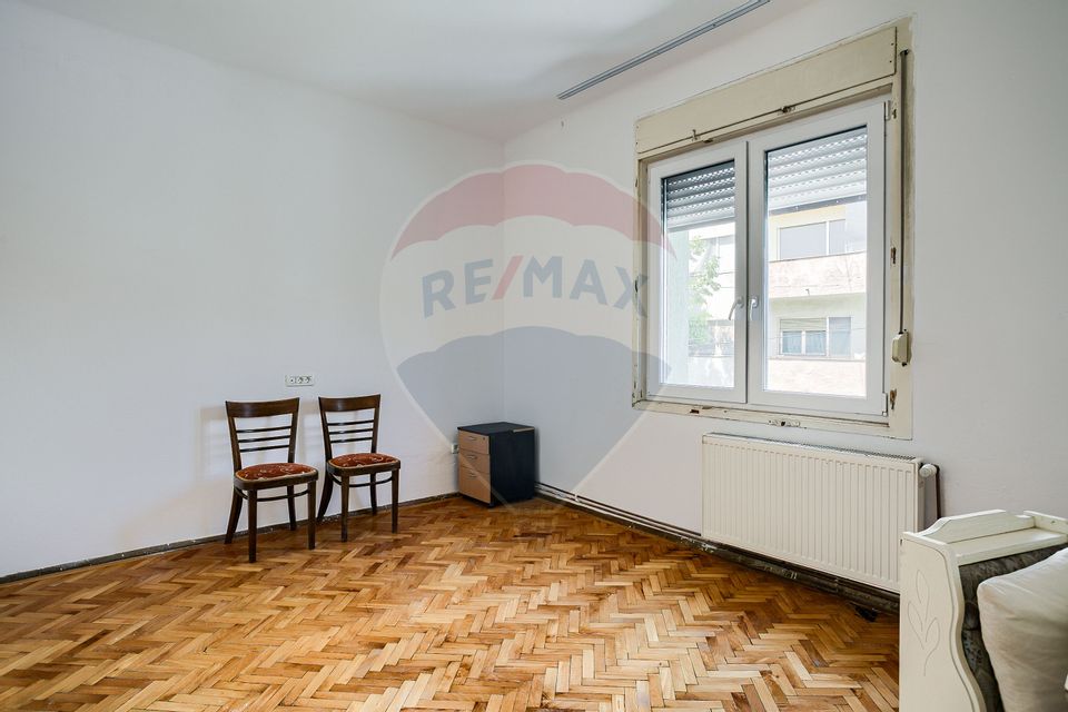 40sq.m Office Space for rent, Ultracentral area