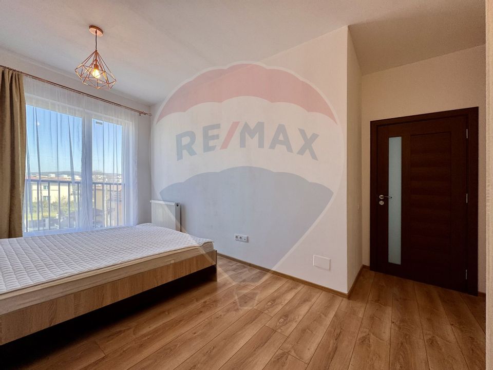 Apartament 3 camere de închiriat – Florești, zona Tineretului