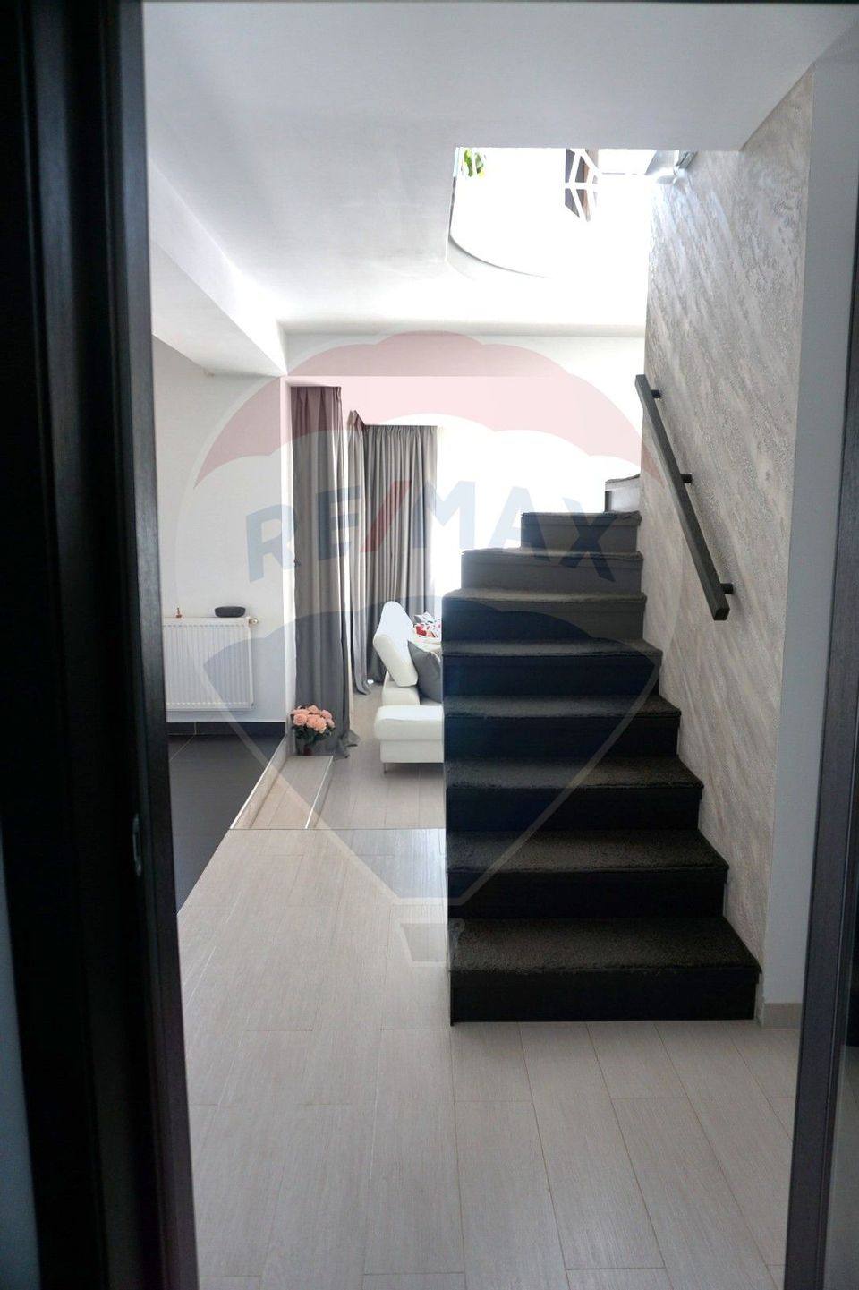 Casa  Vila cu 4 camere de inchiriat Cernica langa padure