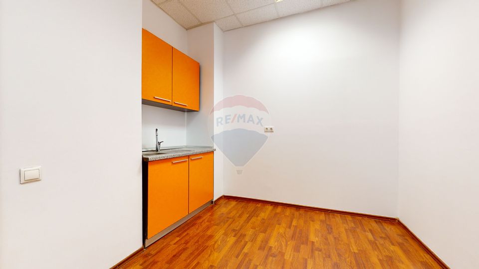 420sq.m Office Space for rent, Centrul Civic area