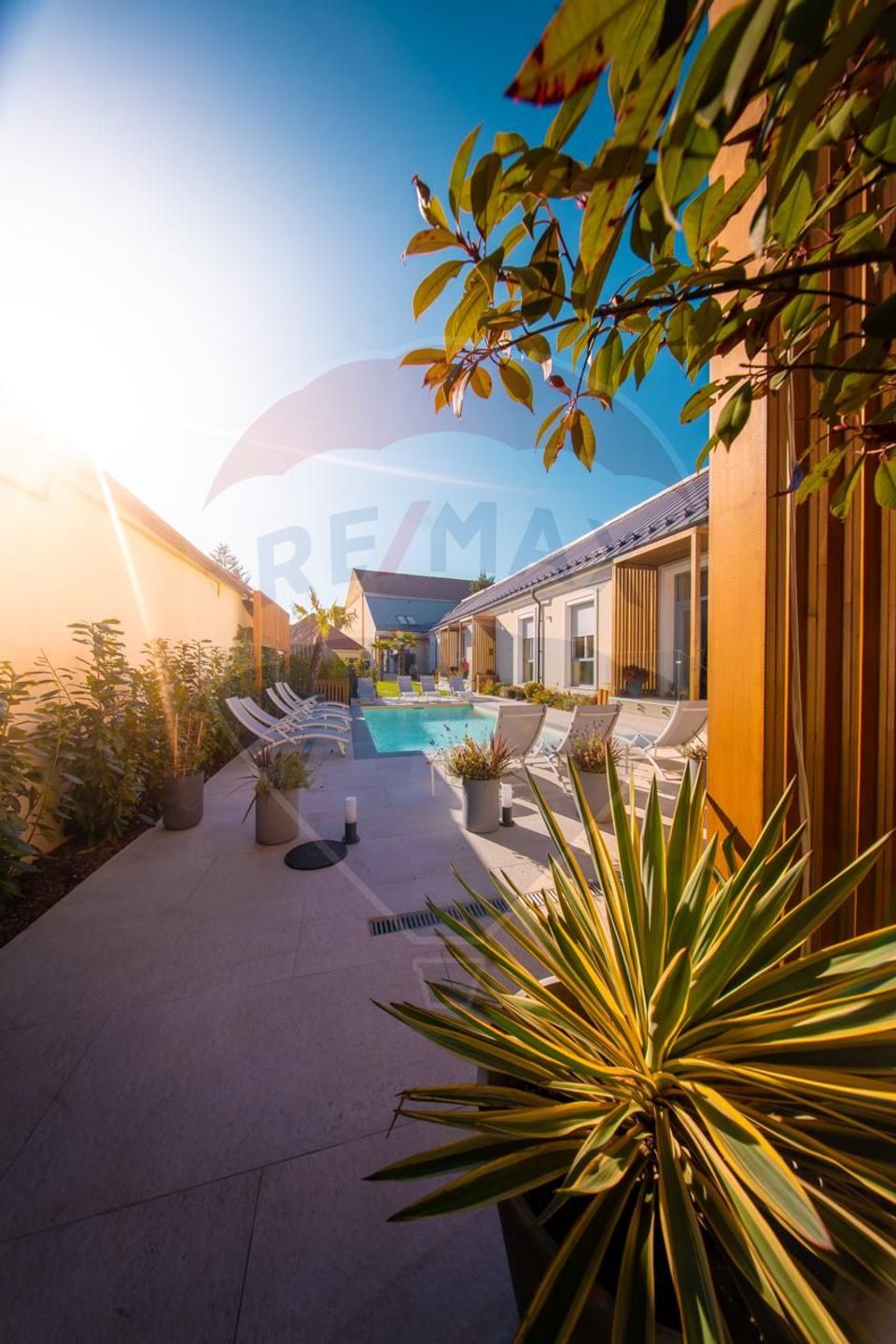 14 room Hotel / Pension for sale, Ultracentral area