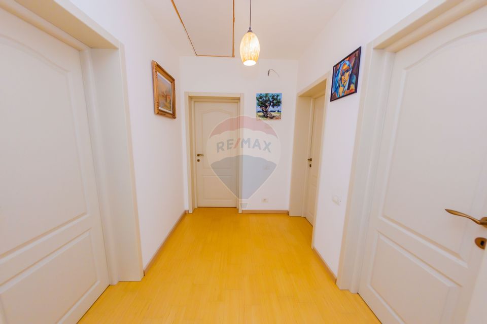 DE VANZARE CASA CU FINISAJE PREMIUM