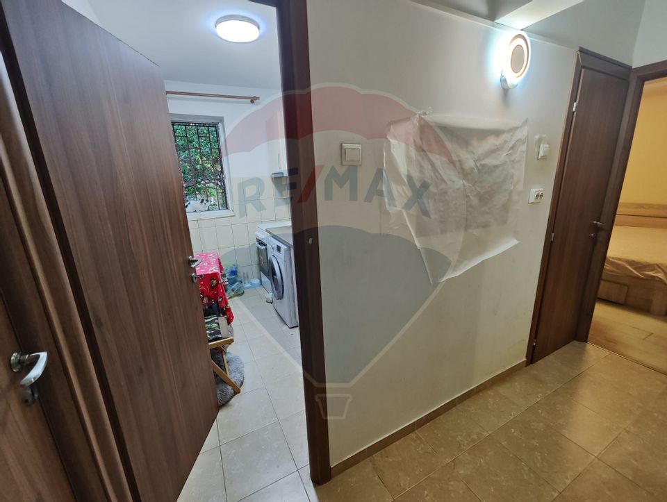 Apartament cu 3 camere de vânzare în zona 1 Decembrie 1918