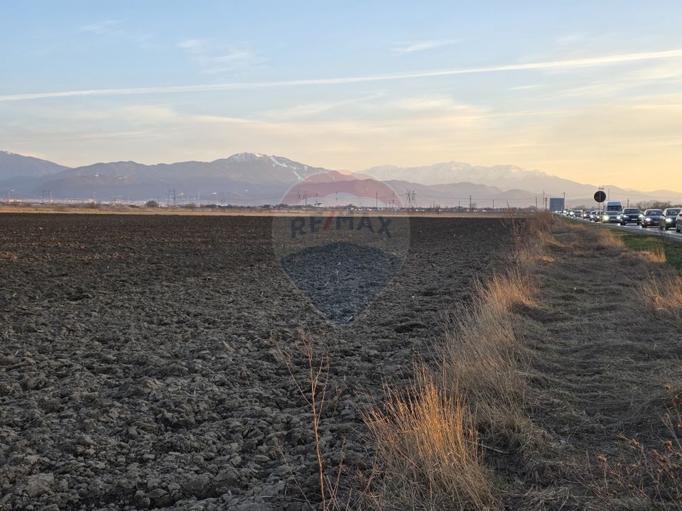 Teren intravilan, 30000 mp, zona Hanul din Ardeal