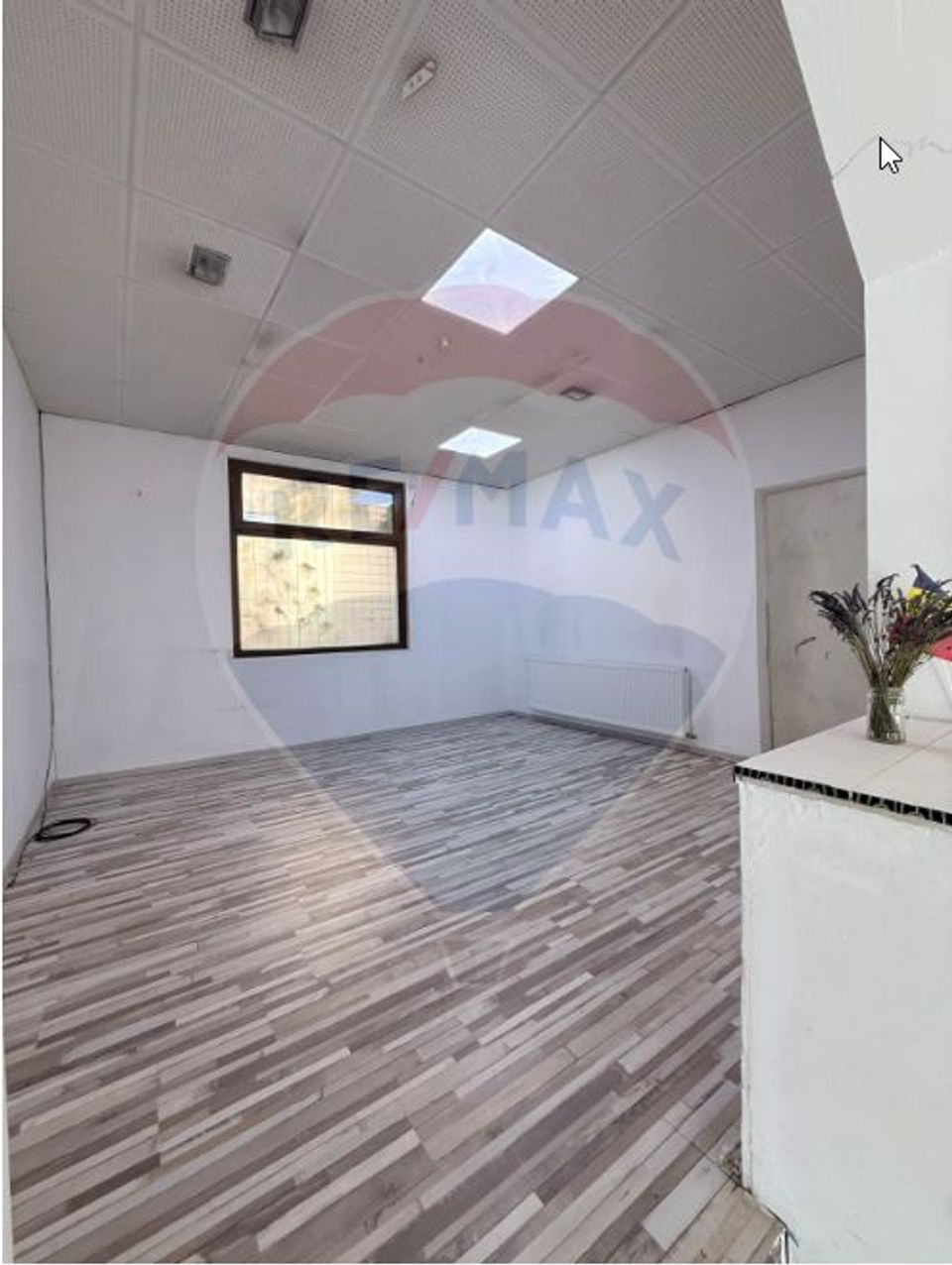 Spațiu comercial 110 mp-Inchiriere- vizibilitate excelentă