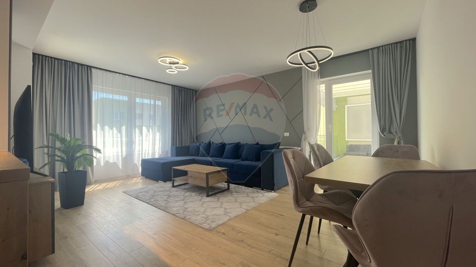 2 room Apartment for rent, Tractorul area