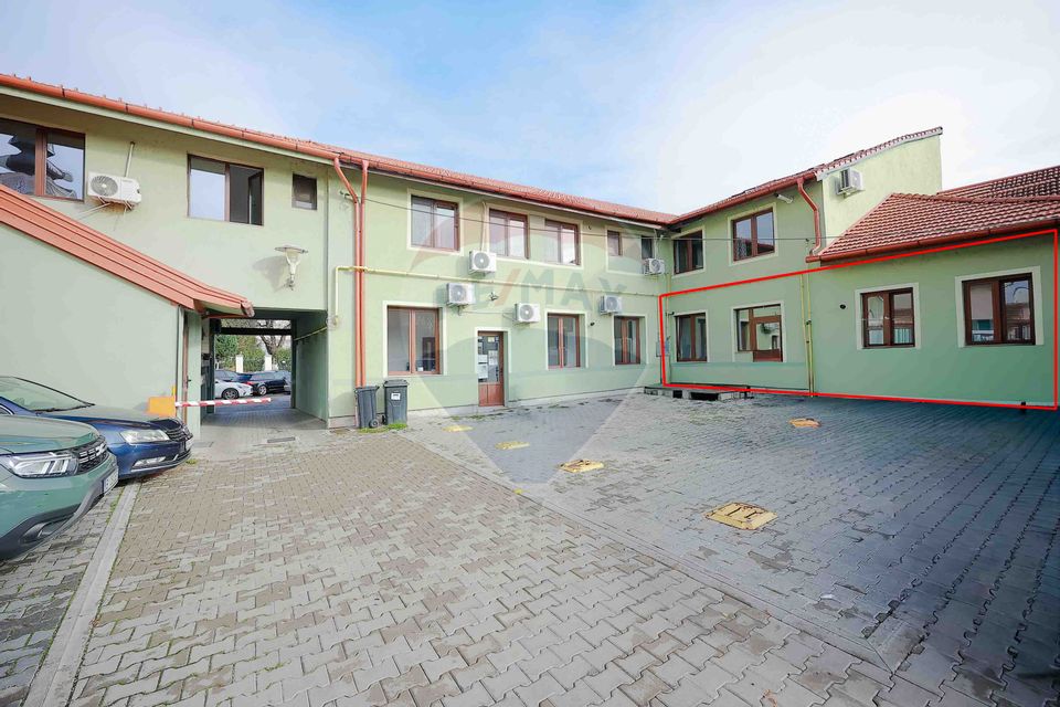 65.8sq.m Office Space for rent, Ultracentral area