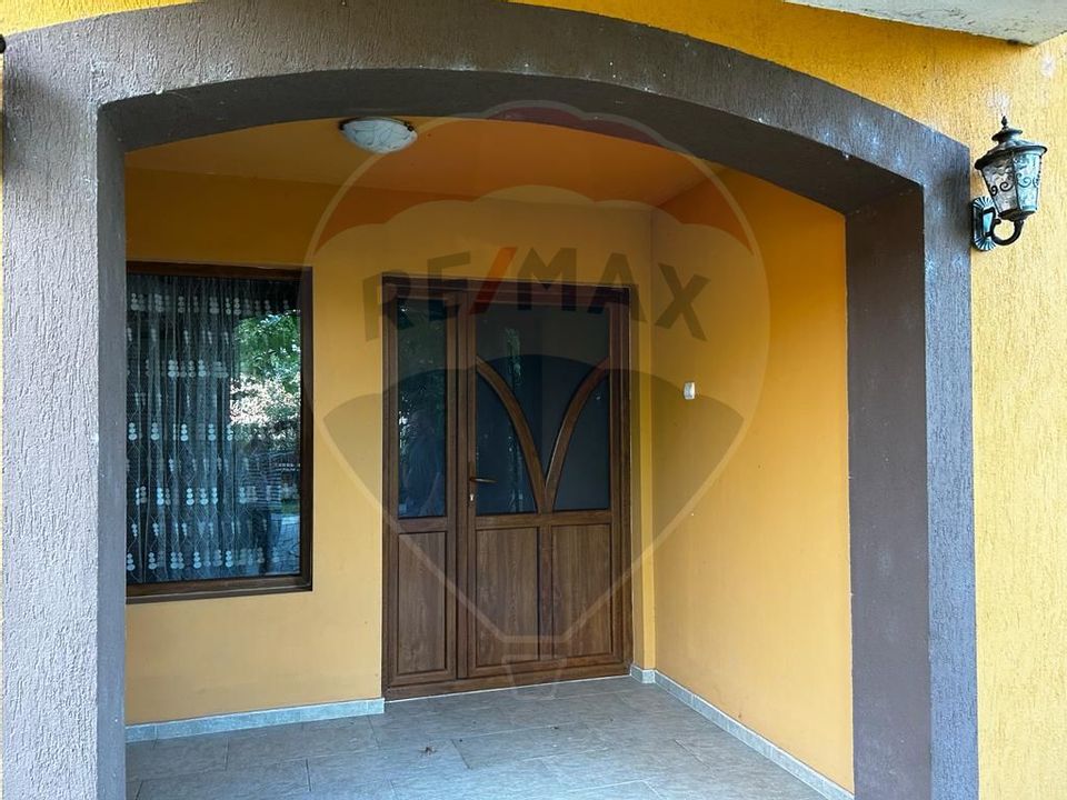 5 room House / Villa for sale