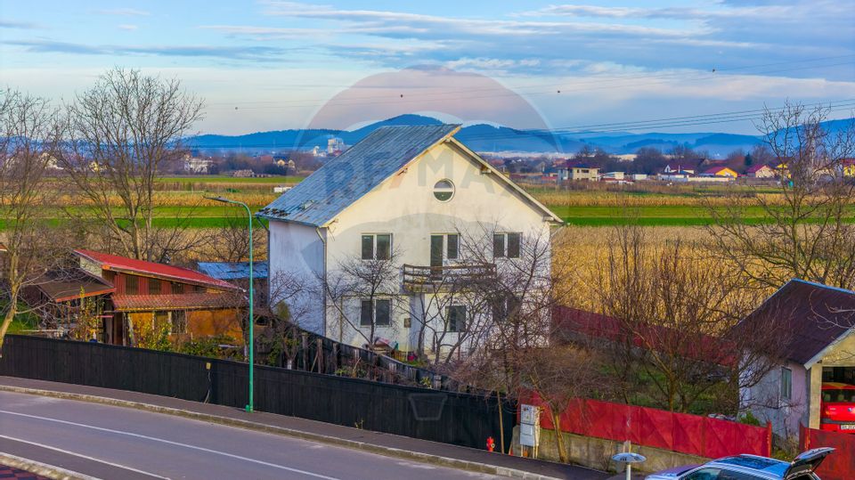 Casă de vânzare | 5 camere | Teren 1,100 mp | STUPINI | COMISION 0% |