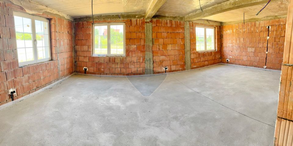 5 room House / Villa for sale, Central area