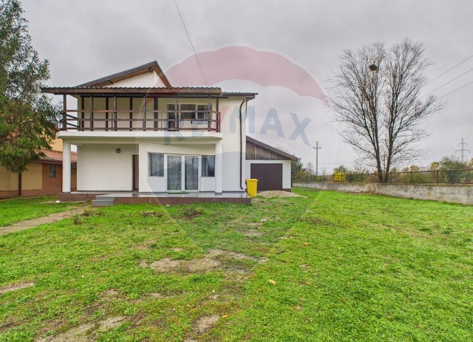 5 room House / Villa for sale