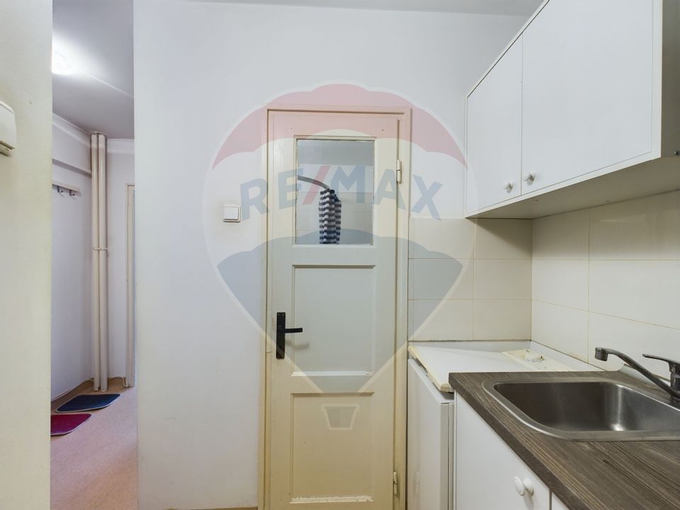 Apartament cu 1 camere de vânzare în zona Parcului Cismigiu