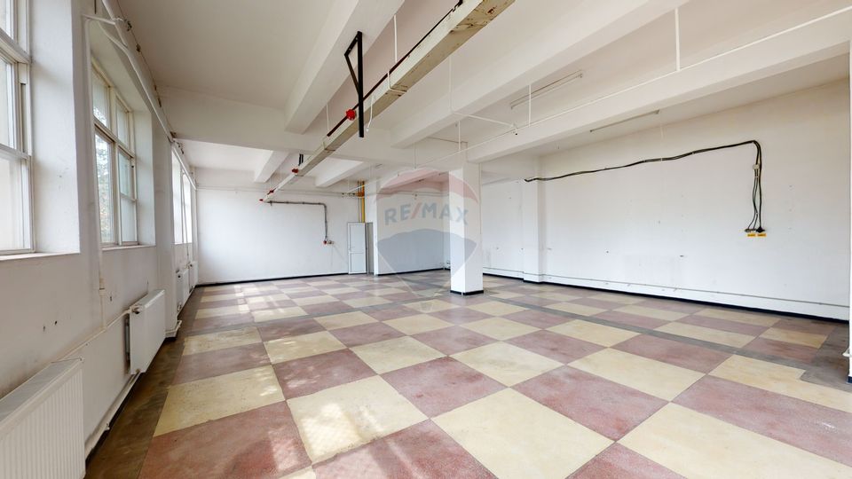 Commercial space ground floor Bucurestii Noi / Straulesti Metro