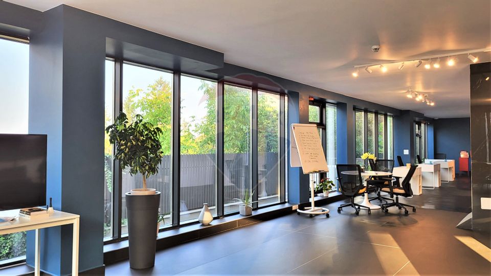 200sq.m Commercial Space for rent, Calea Turzii area