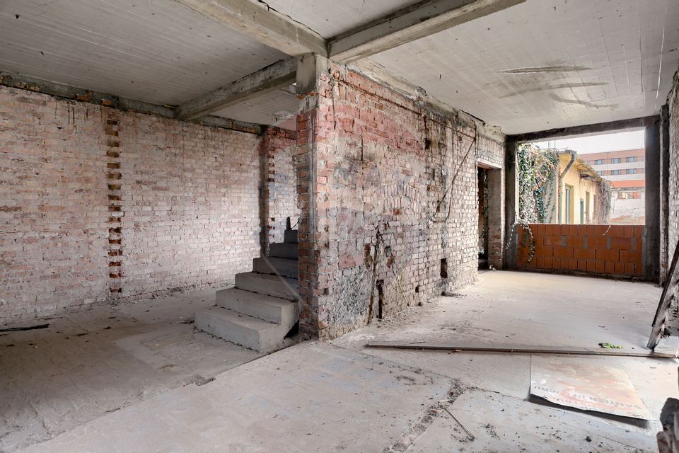 Casă + teren 786 mp – strada Transilvaniei