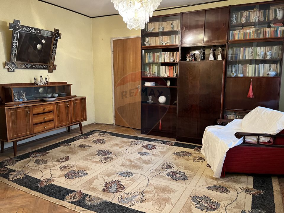 Apartament de vânzare in blocurile Turn - Câmpulung la super preț