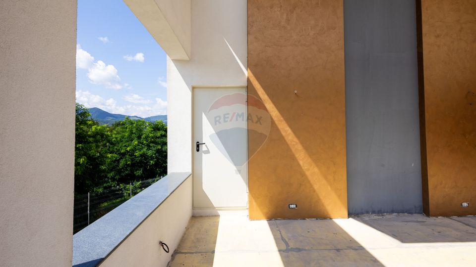 5 room House / Villa for sale