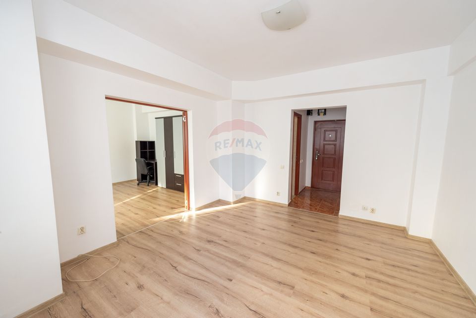 Apartament 2 camere Universitate, Vasile Lascar 33, bloc 1984