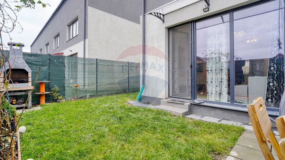 Casă spațioasă cu priveliște extraordinară, într-o Zonă Liniștită