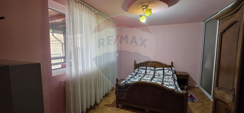 5 room House / Villa for sale