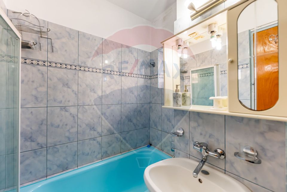 Apartament cu 3 camere la Lebada